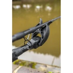 Korum Angle Tilt Compact Rest - Hengelsportknaller -Korum Viswereld korum angle tilt compact rest 3