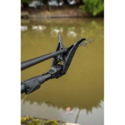 Korum Angle Tilt Y Rest - Hengelsportknaller 8 Korum Angle Tilt Y Rest - Hengelsportknaller -Korum Viswereld korum angle tilt y rest 3